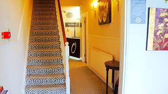 OYO Oban Hotel