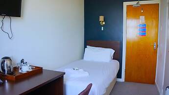 OYO Oban Hotel