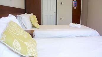 OYO Oban Hotel