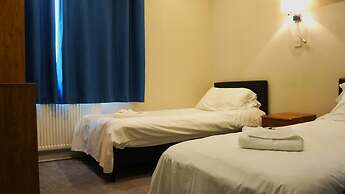 OYO Oban Hotel
