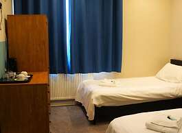 OYO Oban Hotel