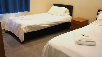 OYO Oban Hotel