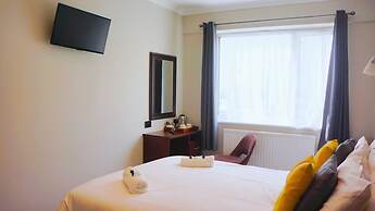 OYO Oban Hotel