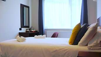 OYO Oban Hotel