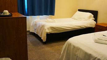 OYO Oban Hotel