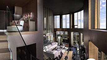 SO/ Bangkok