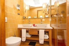 Bohemia Suites & Spa - Adults only