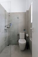 Pnoi Hotel