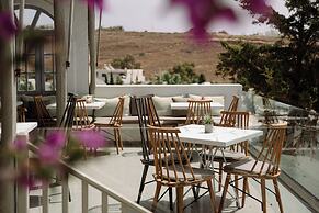 Pnoi Hotel