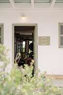 Pnoi Hotel