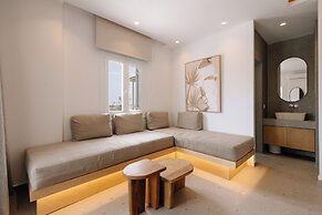 Pnoi Hotel