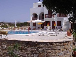 Romanzza Studios