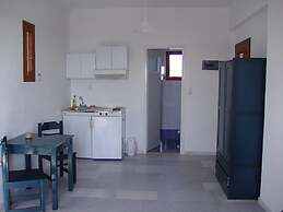 Romanzza Studios