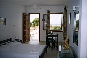 Romanzza Studios