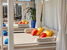 Aparthotel Adagio Abu Dhabi Al Bustan