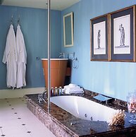 Hotel Recour