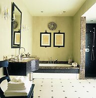 Hotel Recour