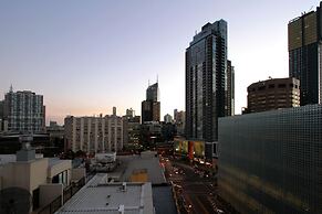 Arrow on Swanston