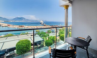 Numa Port Hotel