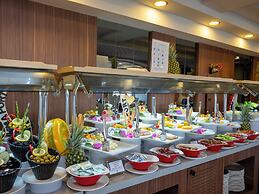 Numa Port Hotel