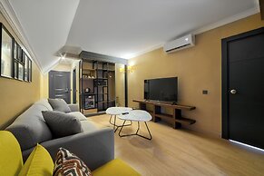 Numa Port Hotel