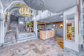 Numa Port Hotel