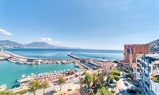 Numa Port Hotel