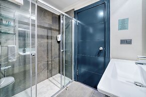 Numa Port Hotel