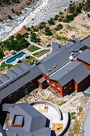 Noi Puma Lodge