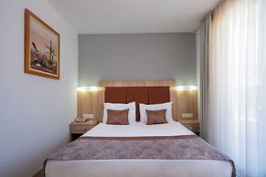Fore Resort & Spa