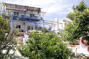 Paradis Studios