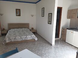 Paradis Studios