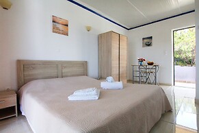 Paradis Studios