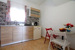 Paradis Studios