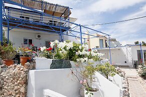 Paradis Studios