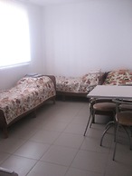 9 May Hotel