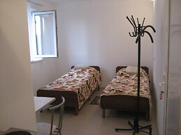9 May Hotel