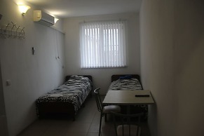 9 May Hotel