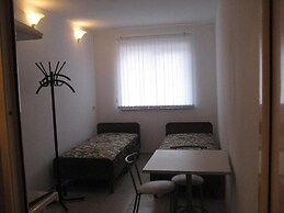 9 May Hotel