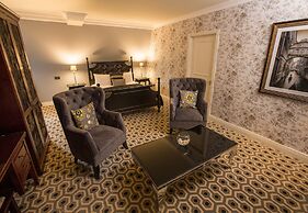 Anner Hotel