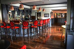 Anner Hotel