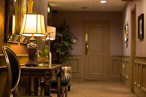Anner Hotel