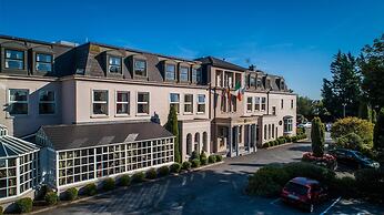 Anner Hotel
