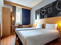 ibis Kyiv City Center