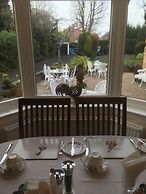 Elmdon Lodge
