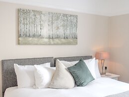 Elmdon Lodge