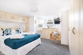 Fountains Guest House