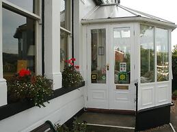 Glan Heulog Guest House