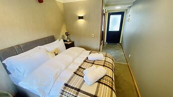 Aultguish Inn