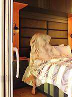 Duffin Cove Oceanfront Lodging